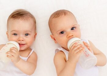 bebeklerde hıçkırık neden olur? basit çözümleri nelerdir