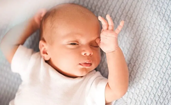 yenidoğan bebeğim uykuya dalamıyor nedenleri ne olabilir