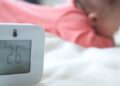 bebekler için ideal oda sıcaklığı ne olmalıdır, uykuya etkisi nedir